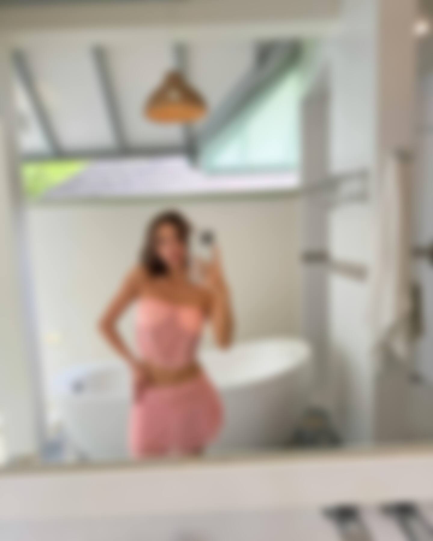 Алие Ахманова - элитная модель для мероприятий фото 3